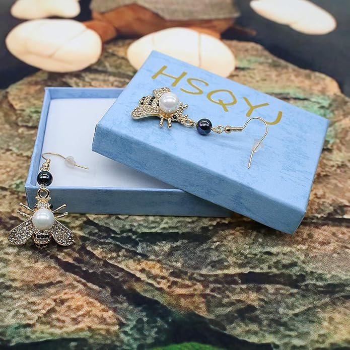 Honey Bee Brooches Crystal Insect Themed Bee Brooch Animal Fashion Shell Pearl Brooch Pin Gold Tone