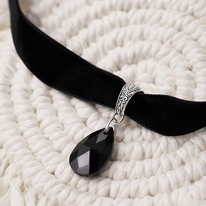 Sacina Gothic Vintage Victorian Choker Necklace, Black Choker, Goth Vintage Jewelry Gift for Women, Halloween Christmas Jewelry Gift