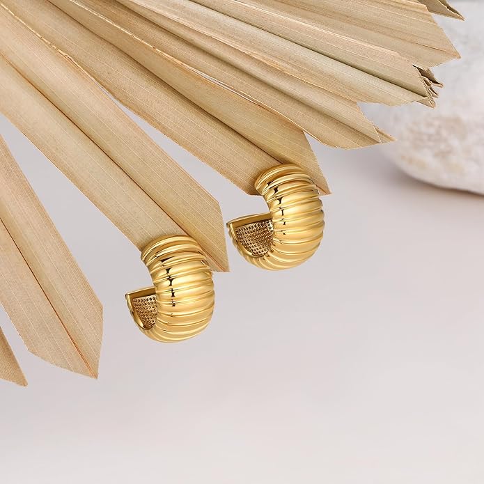 8YEARS Chunky Gold Hoop Earring for Women, 18K Gold Plated Lightweight Thick Hoops, Hypoallergenic Trendy Jewelry for Gift