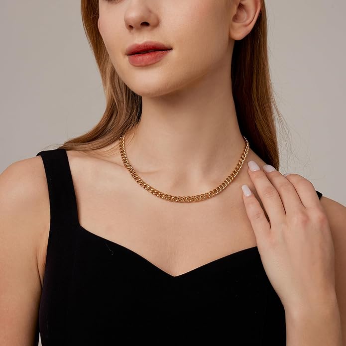 Dainty Chain Necklace for Women, 18K Gold Plated Coin Disc Choker Necklaces Simple Satellite Beaded Twisted Thin Paper Clip Chain Everyday Jewelry Gifts