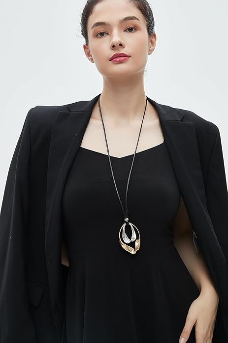 Boho Necklaces for Women Chunky Circle Necklace Layered Boho Circle Leather Choker Necklace Long Vintage Necklaces Bohemian Jewlery Gifts