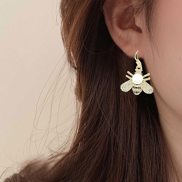 Honey Bee Brooches Crystal Insect Themed Bee Brooch Animal Fashion Shell Pearl Brooch Pin Gold Tone