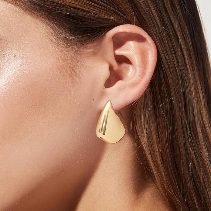 8YEARS Chunky Gold Hoop Earring for Women, 18K Gold Plated Lightweight Thick Hoops, Hypoallergenic Trendy Jewelry for Gift