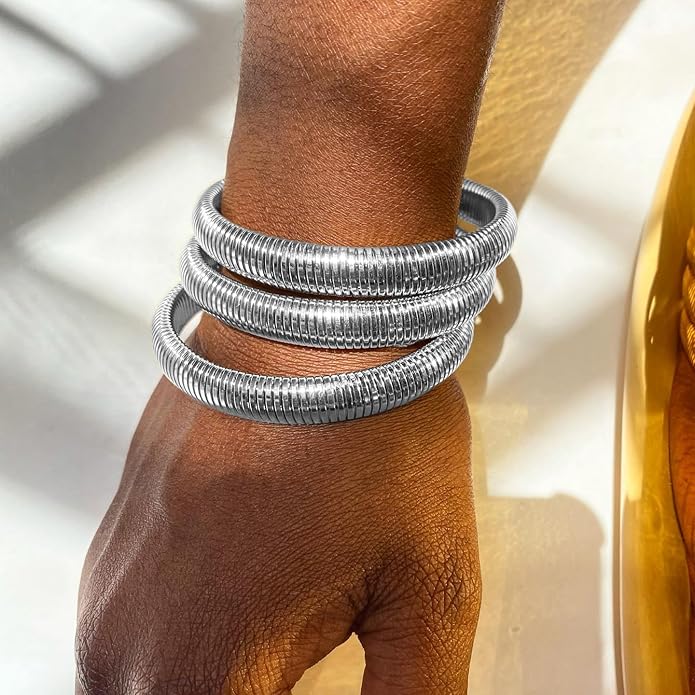 UILZ 3-Pack Gold Bangles Bracelet for Women - 24K Real Gold Plated Stainless Steel Chunky Stretch Bangles Stackable Wide Bracelet Jewelry for Everyday & Special Occasions Pulseras Para Mujer