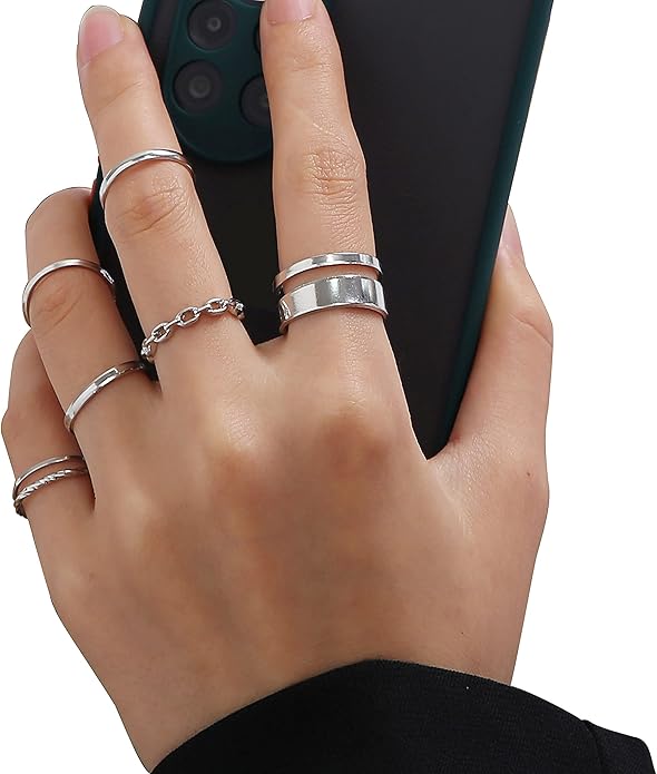 FAXHION Gold Knuckle Rings Set for Women Snake Chain Stacking Ring Vintage BOHO Midi Rings SIze Mixed