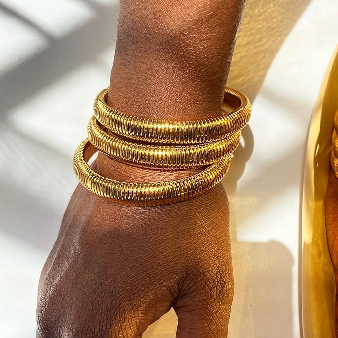 UILZ 3-Pack Gold Bangles Bracelet for Women - 24K Real Gold Plated Stainless Steel Chunky Stretch Bangles Stackable Wide Bracelet Jewelry for Everyday & Special Occasions Pulseras Para Mujer