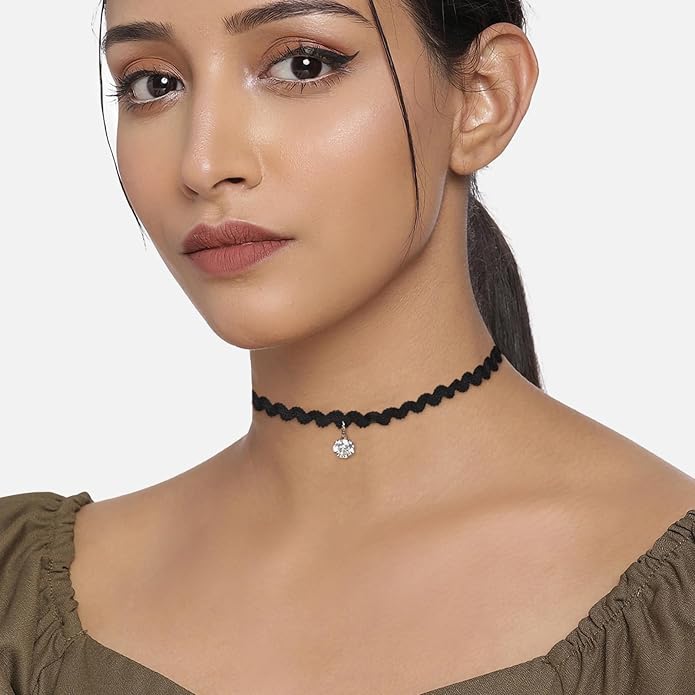 Fesciory Black Necklaces for Women, Adjustable Layered Velvet Leather Lace Collar Necklace, Goth Jewelry Gifts.