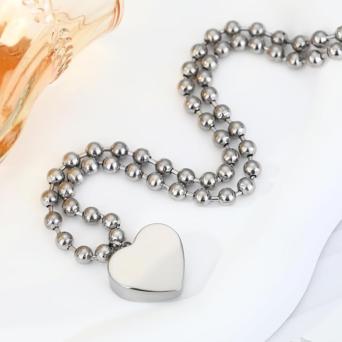Chunky Gold Necklace for Women, 18K Waterproof Heart Necklace Statement Necklace Gold Charm Necklace Chunky Jewelry Paperclip Chain Choker Gift for Women