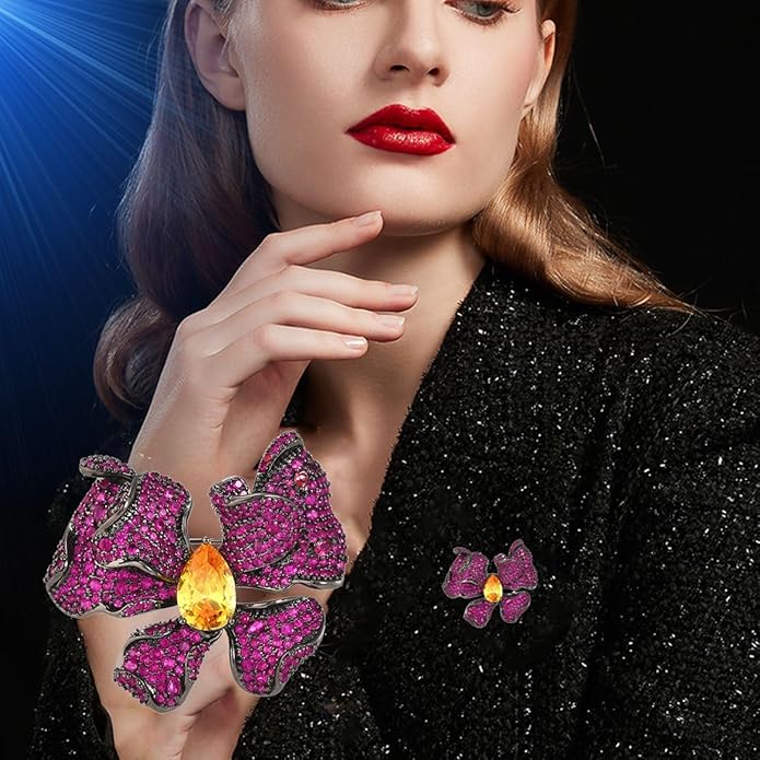 Animal Brooch for Women Girls 18k Gold Plated Animal Brooch Pin Rhinestone Animal Brooch Lapel Pin Jewelry Thanksgiving Day Birthday Wedding Gifts for Mom Wife