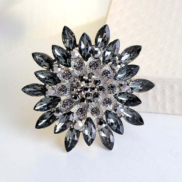 Rhinestone Sunflower Brooch for Women Sparkling Cubic Zirconia Flower Brooch Pin Elegant Large Crystal Floral Lapel Pin Dainty Clothing Hat Bag Accessories Christmas Wedding Bridal Birthday Jewelry