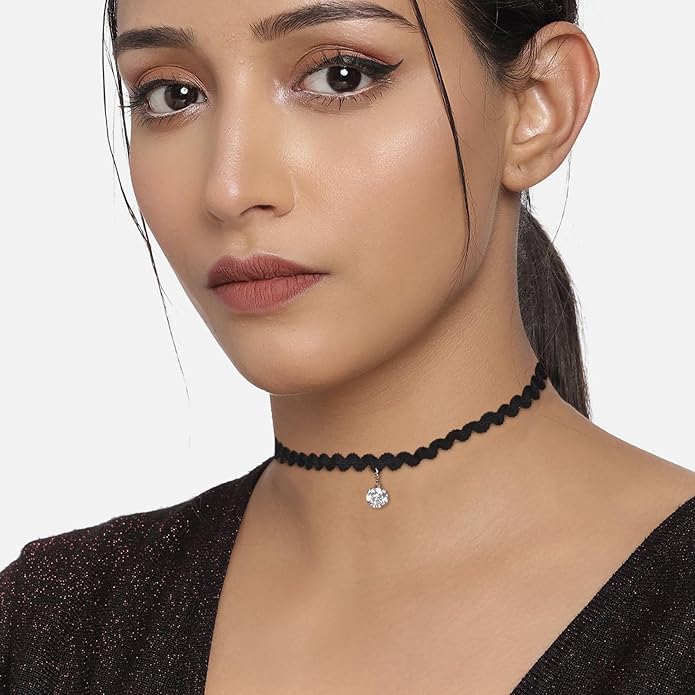 Fesciory Black Necklaces for Women, Adjustable Layered Velvet Leather Lace Collar Necklace, Goth Jewelry Gifts.