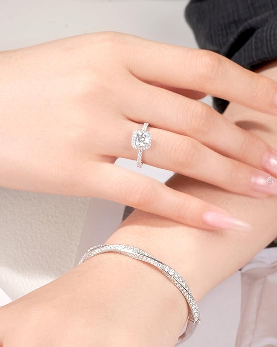 Moissanite Wedding Band Wedding Rings for Women D Color VVS1 Clarity, 925 Sterling Silver with 18K White Gold Plated Engagement Ring Anniversary Band Ideal Gift for Women Size 5~10
