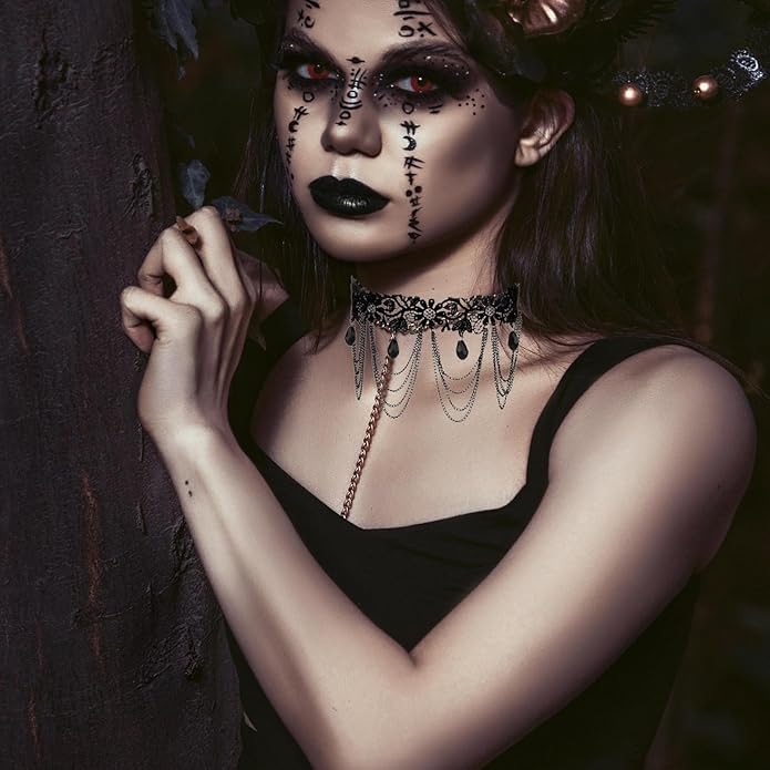 Vintage Lace Choker Necklace for Women Gothic Style Black Crystal Hollowed Out Necklace Statement Layered Tassels Necklace Victoria Halloween Vampire Jewelry