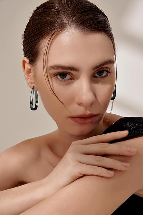 Sterling Silver Hoop Earrings for Women Large Oval Hoop Earrings Lightweight Big Gold Hoops Earrings Hypoallergenic 14K Gold Plated Hoops Earrings Non Tarnish Jewelry Gifts 20/30/40mm