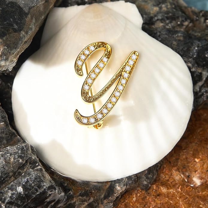 Cicy Bell A-Z Initial 26 Letter Brooch Pins 18k Gold Plated Cubic Zirconia Breastpin Name Personalized Gifts for Women Men