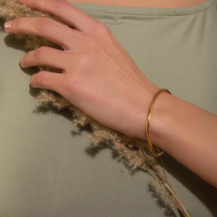 Kainier 3mm 14K Gold Plated Bracelet Stainless Steel Glossy Stackable Thin Round Bangle Bracelet for Women Solid Plain Polished Bracelet Best Gifts for Love