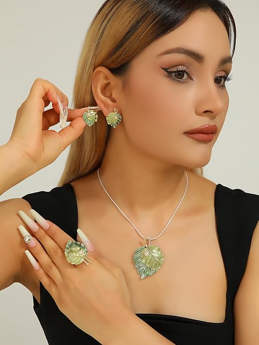 Vintage Chunky Statement Jewelry Set Retro Leaf Floral Geometric Bohemian Boho Bib Necklace Earring Set Fashion Costume Jewelry for Women Girls Wedding Party Prom Unique Gift