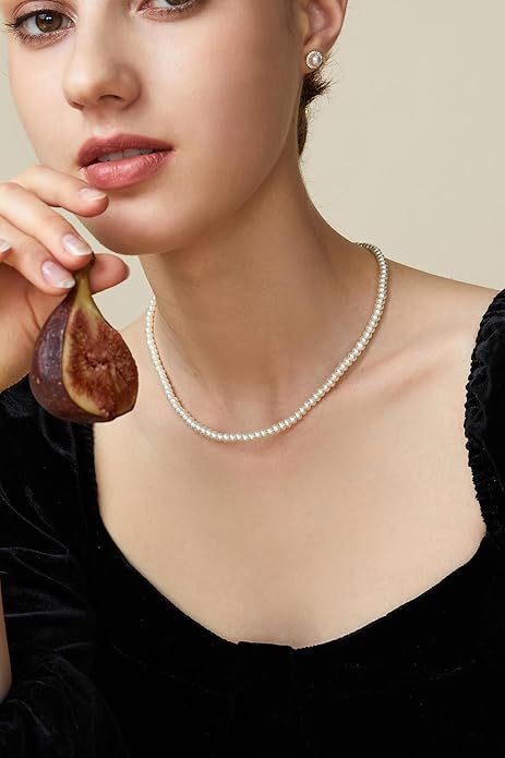 BABEYOND Round Imitation Pearl Necklace Wedding Pearl Necklace for Brides