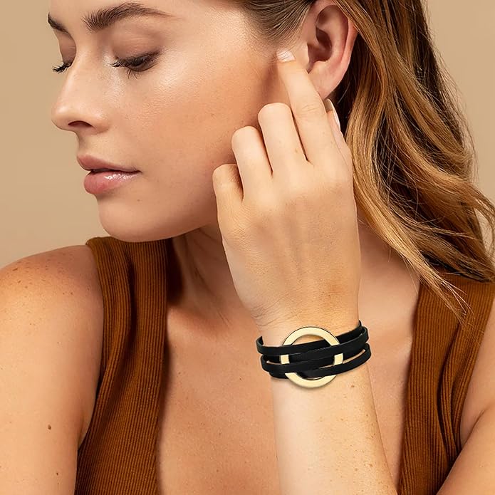 Fesciory Leopard Bracelet for Women, Boho Leather Wrap Multi-Layer Pearl Crystal Bracelet Bangle Jewelry