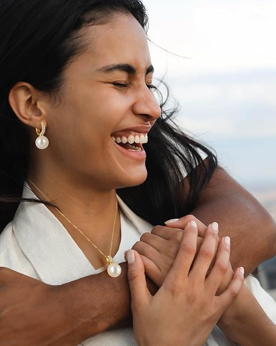 Gold Pearl Necklace for Women, Chunky 18K Gold Plated Layered Choker Chain - Double Layered Pearl Necklace, Trendy Gold Jewelry Birthday Gifts