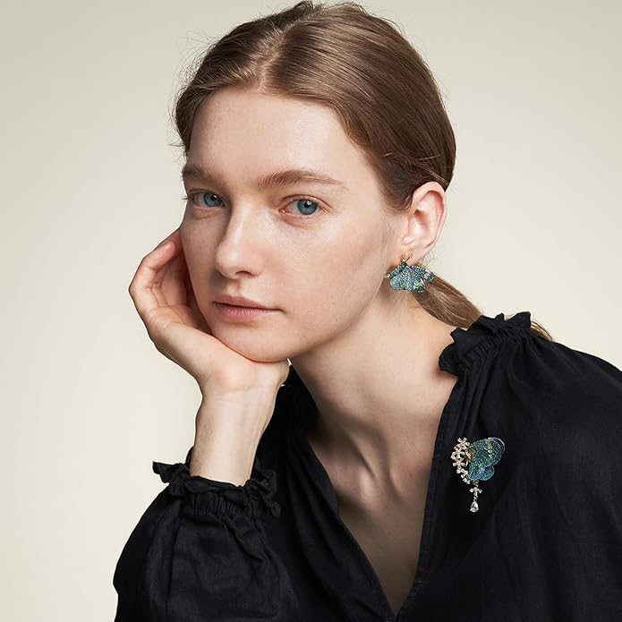 Handmade Embroidery Flower Brooch Pins for Women, SHE'S FREE STYLE JUST FOR YOU Luxury Gradient Stitching Floral Brooch Pins with Crystal stamen, Enamel Metal Butterfly with Green Leaves, Hand Dripping Oil Jewelry pins