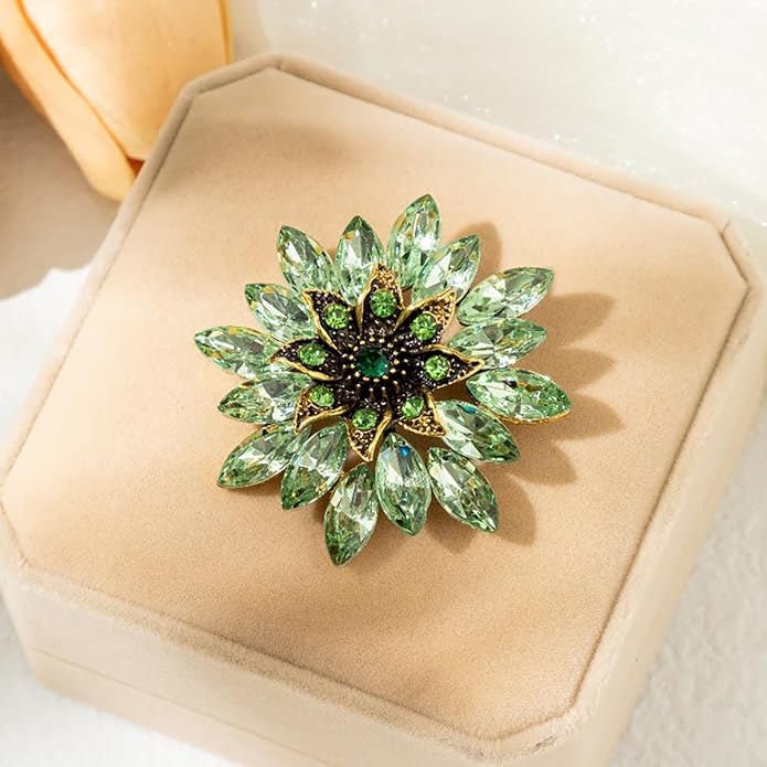 Sparkling Rhinestone Flower Brooch Pin Fashion Crystal Sunflower Brooch Floral Lapel Pins Red/Green/Purple/Pink Crystal CZ Broochs Large Flower Pin Clothes Hat Bag Dress Broochs Wedding Bridal Jewelry for Women