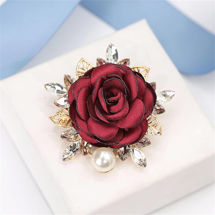 QLUYCKW Rose Flower Brooch Pin for Women Fashion Dainty Gold Plated 3D Red Roses Floral Crystal Brooch Pin Birthday Dress Suit Accessories Jewelry