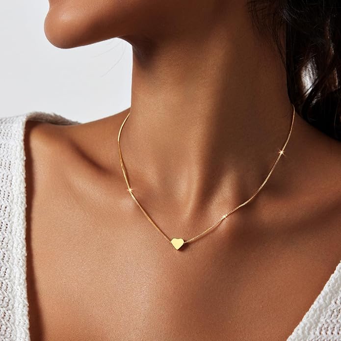 Zeffy Dainty Gold Heart Necklace for Women Trendy 14K Gold/Silver Plate Cute Heart Pendant Choker Necklaces Gold Love Heart Chain Necklace for Women Dainty Gold Jewelry Gifts for Women