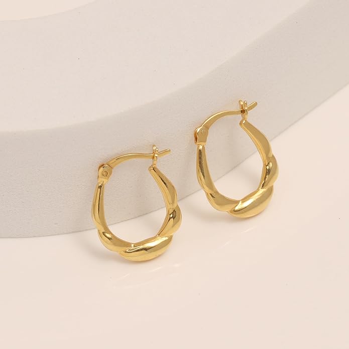 LeCalla 925 Sterling Silver Shrimp Classic Diamond-Cut Light-Weight Hoop Earrings for Women