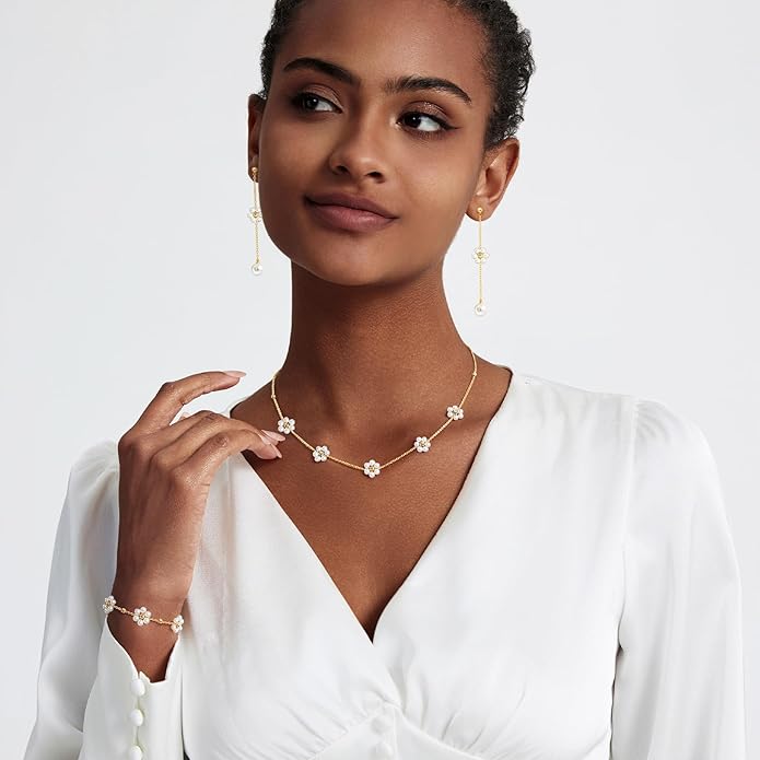 Zeffy Gold Pearl Necklace for Women, Dainty 14K Gold/Silve Plated Layered Pearl Choker Pearl Earrings Pearl Bracelets Wedding Trendy Gold Jewelry Set for Women Gifts