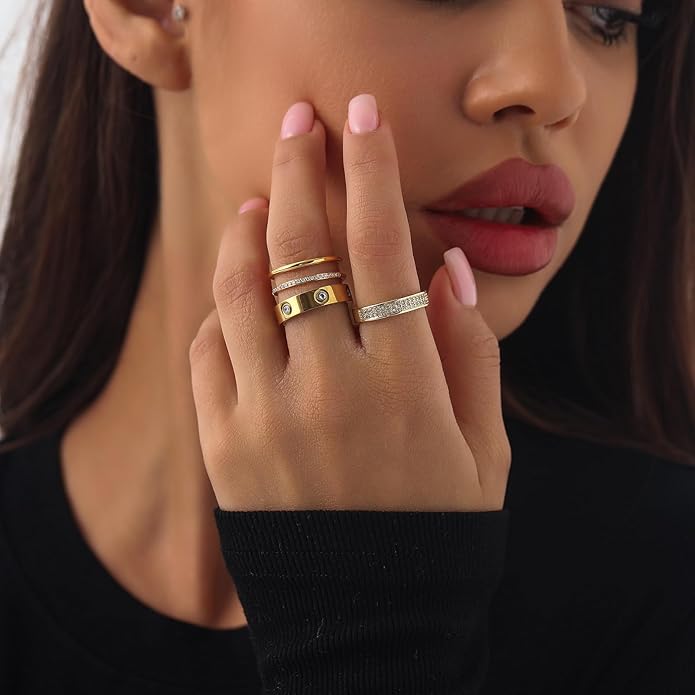 PDWZNBA Gold Rings for Women Non Tarnish Stackable Rings Trendy Dainty 18K Gold Plated Stacking Rings Set Love Friendship Rings Band Rings Promise Wedding Engagement Rings Size 5-11