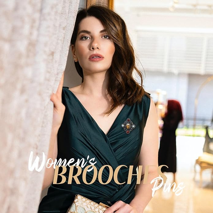Vintage Brooch Pin for Women Girls Baroque Retro Gold Cross Brooch Accessories Elegant Austrian Crystal Rhinestone Brooch Pin Dress Coat Sweater Suit Party Wedding Gifts Victorian Bridal Jewelry