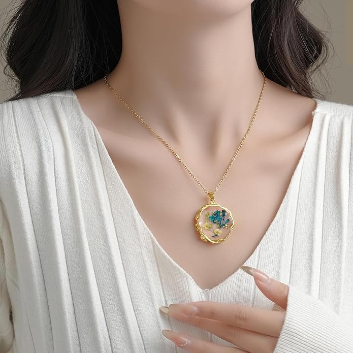 Birth Flower Necklaces for Women,1-12 Month Real Pressed Flower Necklace,Boho-Style Personalized Jewelry, Handmade Floral Pendant,Thoughtful Gift for Christmas,Birthday|18"