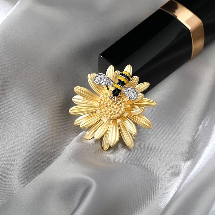 Fashion Flower Brooches for Women Rhinestone Flower Brooches Pins 18k Gold Plated Lapel Pins Jewelry for Girlfriend Wife