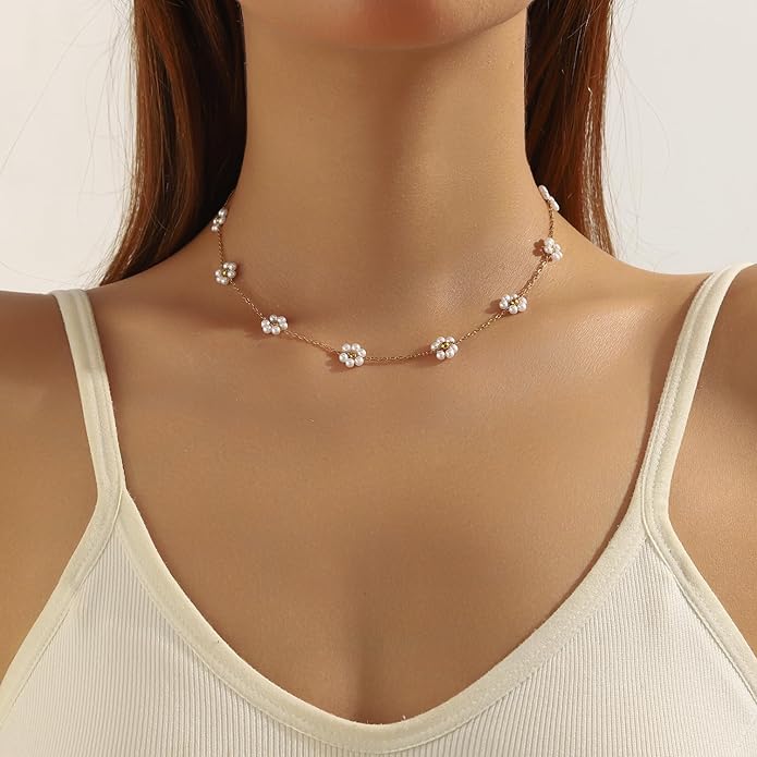 Daisy Pearl Necklaces for Women, Gold Plated Stainless Steel Handmade Flower Choker Jewelry Women Gifts