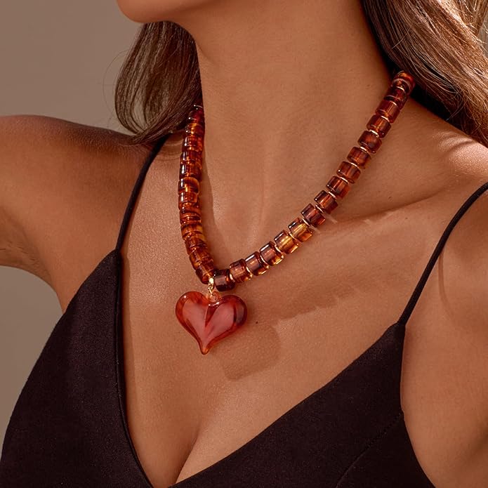 YUJIE Chunky Heart Penadnt Necklace for Women- Exaggerated Statement Puff Heart Necklace with Acrylic Beaded Chain