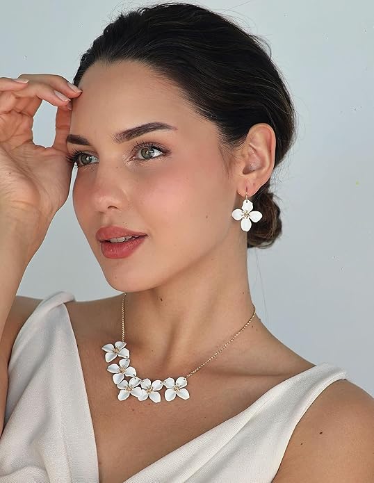 POMINA White Flower Statement Necklace for Women, Floral Bib Collar Necklace with Adjustable Chain, Flower Earrings, Elegant Costume Jewelry for Weddings, Gifts for Women