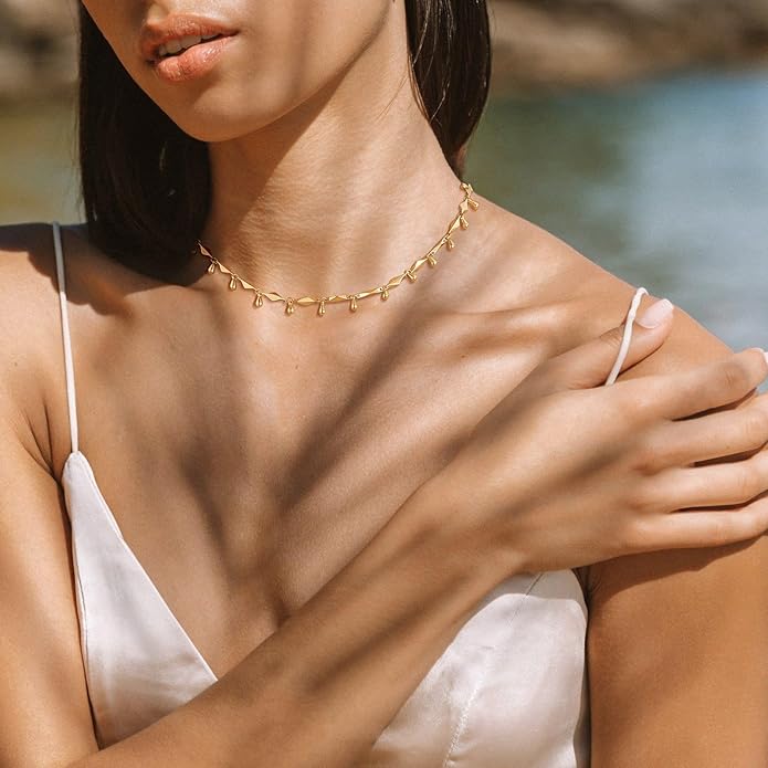 MTMY Beaded Necklaces for Women 14K Gold Plated Dainty Colorful Green/Rose Beaded Pearl Choker Necklace Delicate Boho Choker Necklace Jewelry Gift
