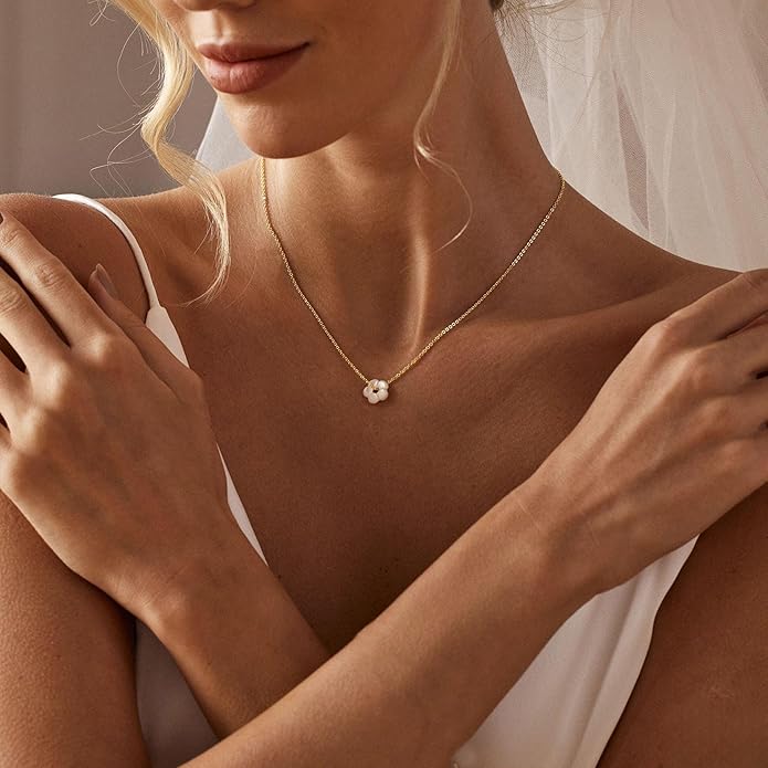 Gold Pearl Necklaces for Women Trendy, 14K Gold Plated Dainty Necklace Simple Layered Pearl Necklaces for Women Trendy Wedding Birthday Jewelry