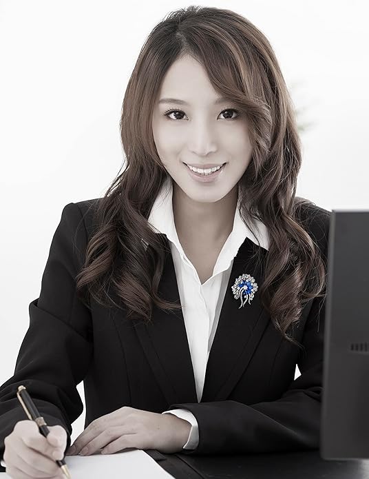 Womens Brooches and Pins for Girls Fashion Statement Jewelry