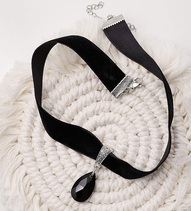 Sacina Gothic Vintage Victorian Choker Necklace, Black Choker, Goth Vintage Jewelry Gift for Women, Halloween Christmas Jewelry Gift