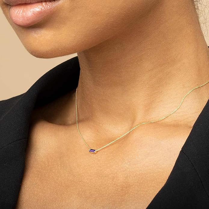 JSJOY Gold Birthstone Necklace for Women Dainty Birthstone Pendant Necklace for Teens Birthday Gifts Jewelry for Mothers Wife Grandma Graduation Gifts for Teenagers