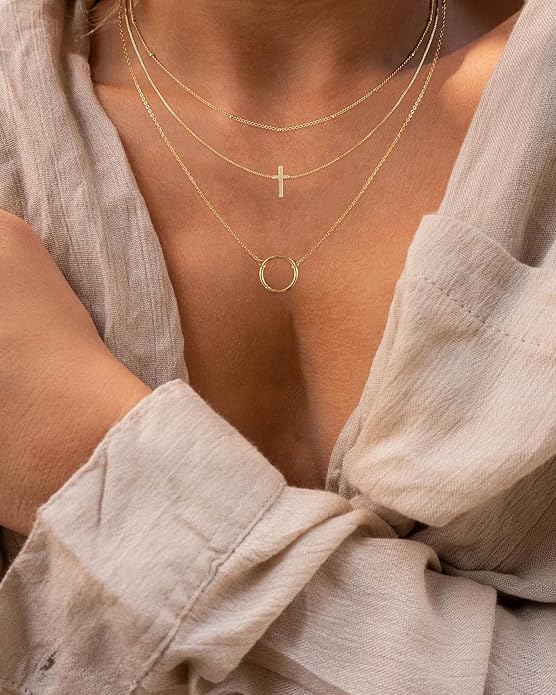 VIROMY Gold Cross Necklace for Women - Dainty Diamond Cross Pendant Necklaces Non Tarnish Waterproof Necklace Simple Choker Minimalist Jewelry