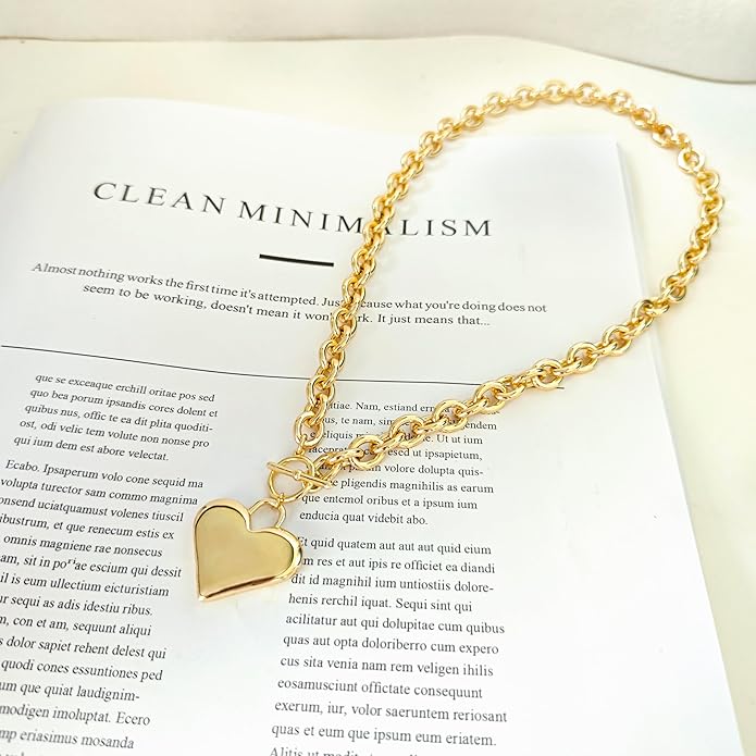 Cute Heart Necklace Dainty 18k Gold Plated Tiny Heart Pendant Choker Necklaces Small Gold Love Open Heart Chain Necklace for Women Simple Gold Necklace for Women Trendy Jewelry