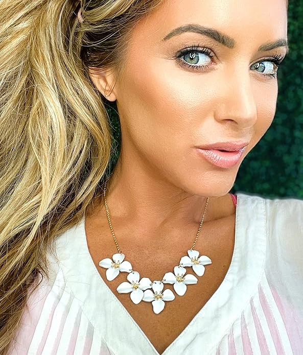 POMINA White Flower Statement Necklace for Women, Floral Bib Collar Necklace with Adjustable Chain, Flower Earrings, Elegant Costume Jewelry for Weddings, Gifts for Women