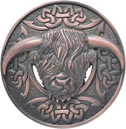 Highland Cow Kilt Brooch with Celtic Knot - Traditional Scottish Helian Coo Plaid Brooches for Men – Handcrafted Tartan Sash Pin, Luxurious Accessory for Women’s Dress