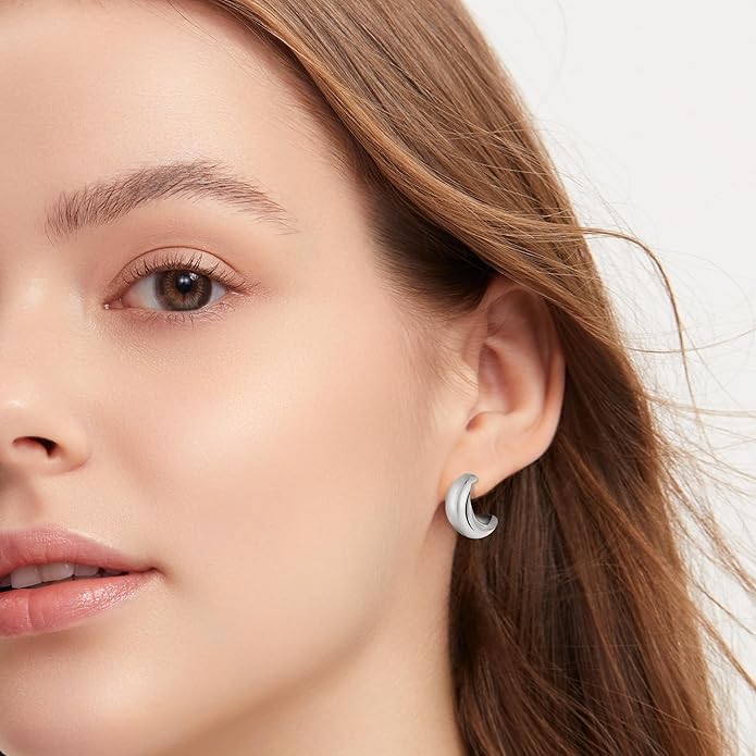 6 Pairs Gold Hoop Earrings for Women, 14K Gold Plated Chunky Huggie Hoop Earrings Set Hypoallergenic, Lightweight Twisted Open Hoops Jewelry for Christmas/Birthday Gifts.