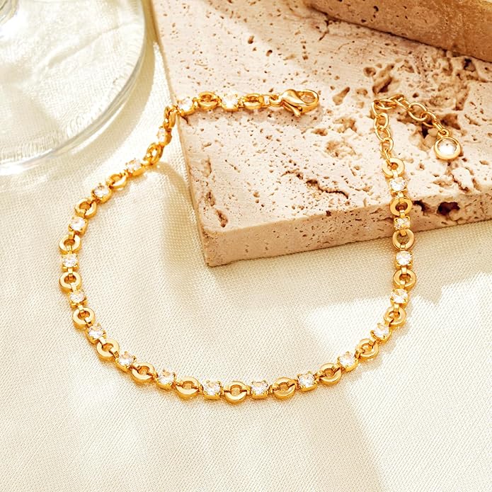 MTMY Gold Chain Bracelet for Women 14K Gold Plated Dainty Bracelets with Adjustable Chain Cute Bracelet Gold Trendy Jewelry