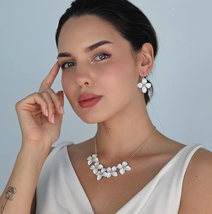 POMINA White Flower Statement Necklace for Women, Floral Bib Collar Necklace with Adjustable Chain, Flower Earrings, Elegant Costume Jewelry for Weddings, Gifts for Women