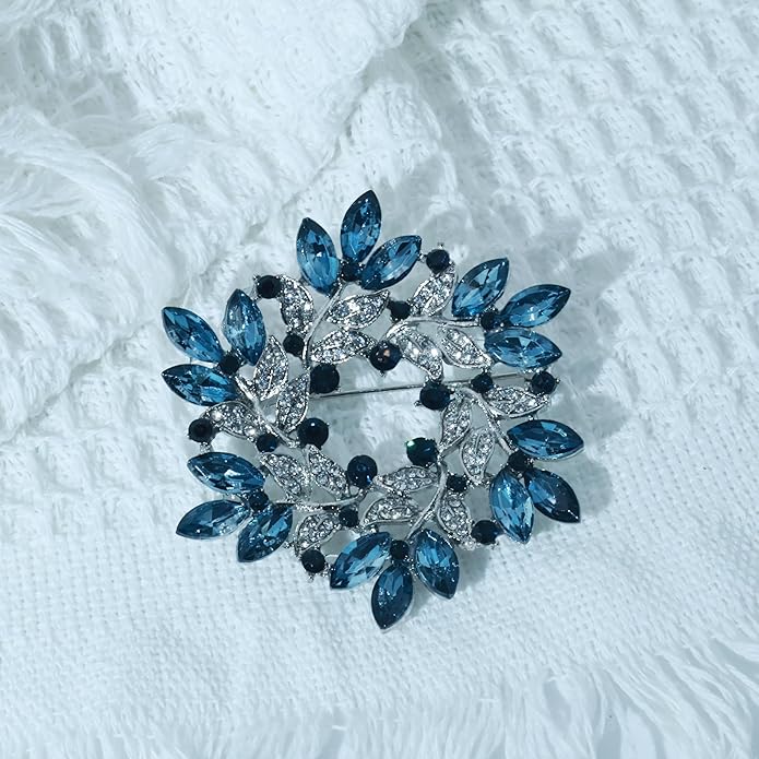 Vintage Botanical Flower Brooch for Women - An elegant crystal - inlaid metal pin accessory suitable for dresses, jackets, and scarves